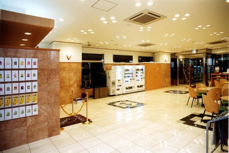 Toyoko Inn Hokkaido Sapporo-Eki Minami-Guchi Esterno foto