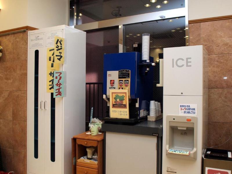 Toyoko Inn Hokkaido Sapporo-Eki Minami-Guchi Esterno foto