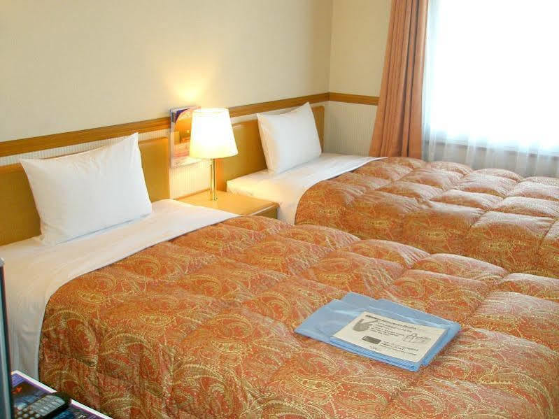 Toyoko Inn Hokkaido Sapporo-Eki Minami-Guchi Esterno foto